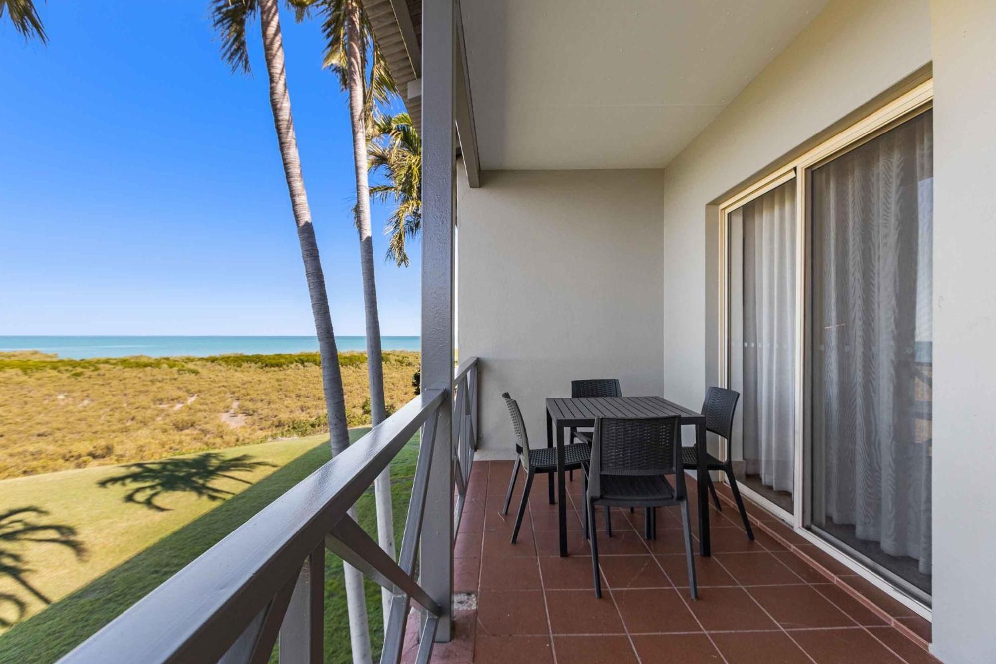 Moonlight Bay Suites Broome Zewnętrze zdjęcie