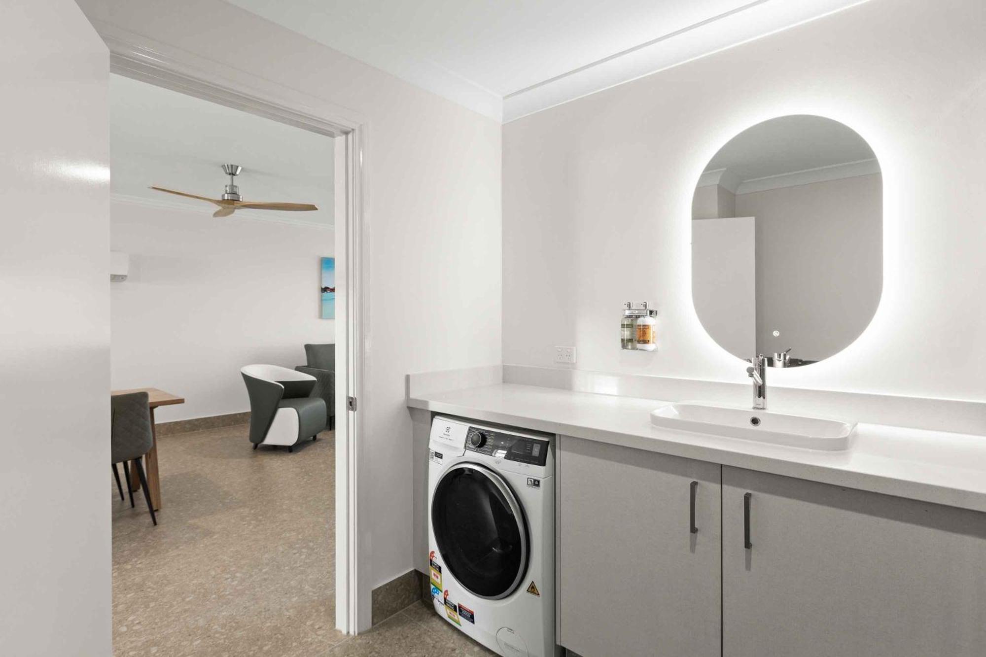 Moonlight Bay Suites Broome Zewnętrze zdjęcie